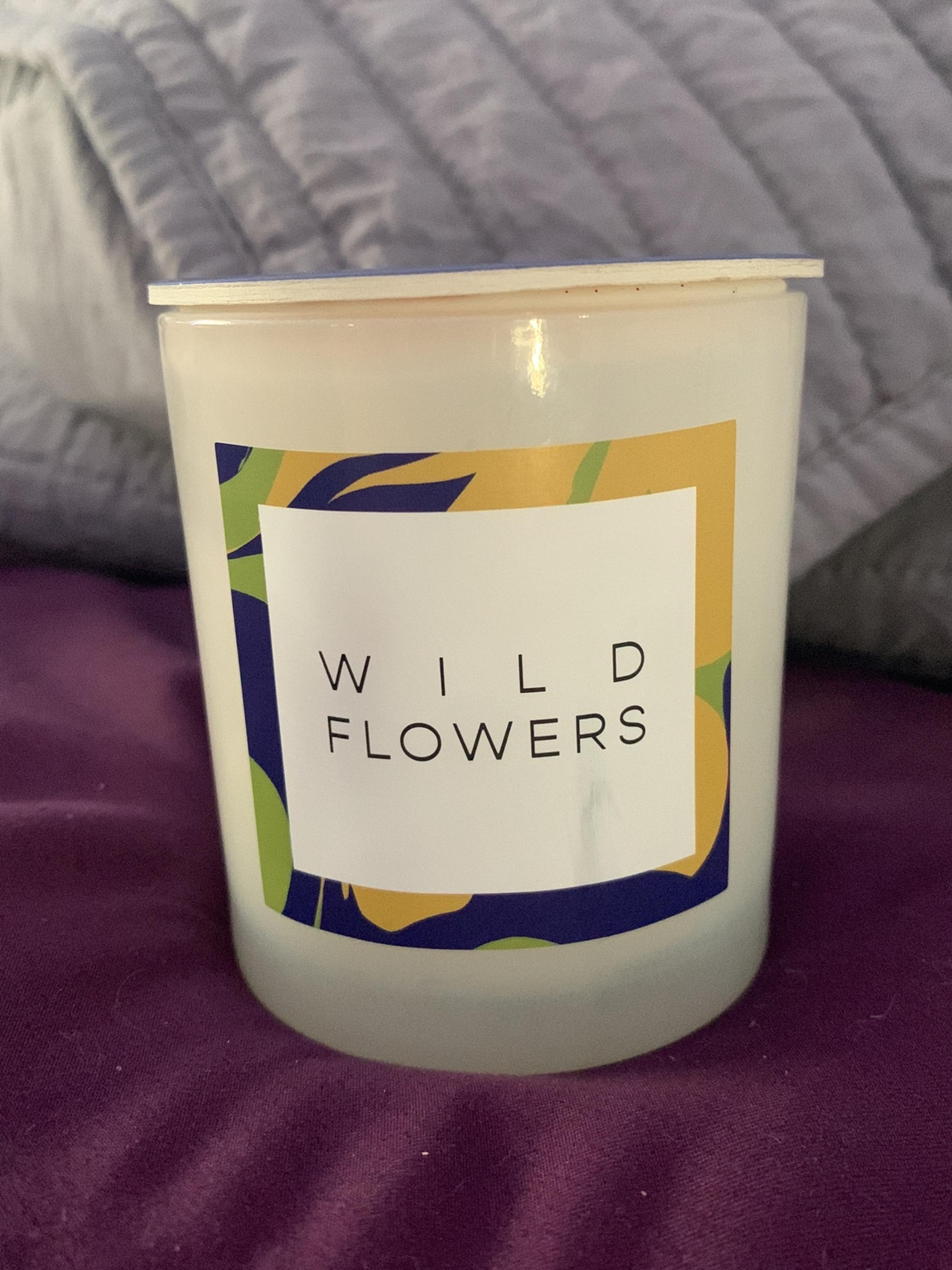 Wild flower candle