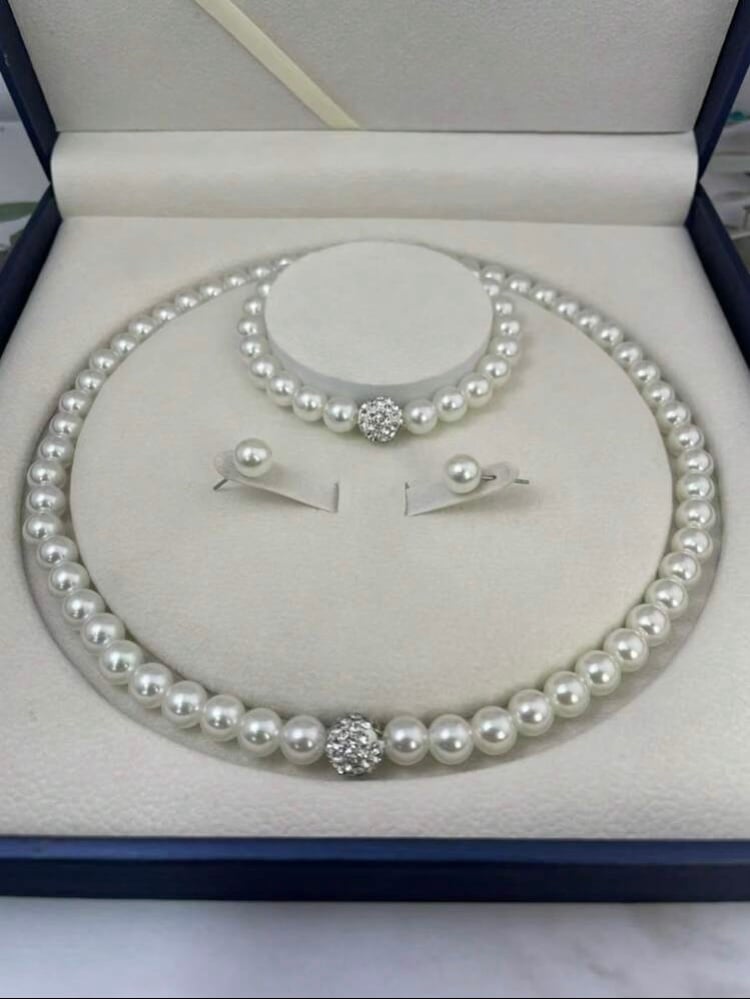 Pearl And Rhinestone Necklace Earrings And Bracelet Set