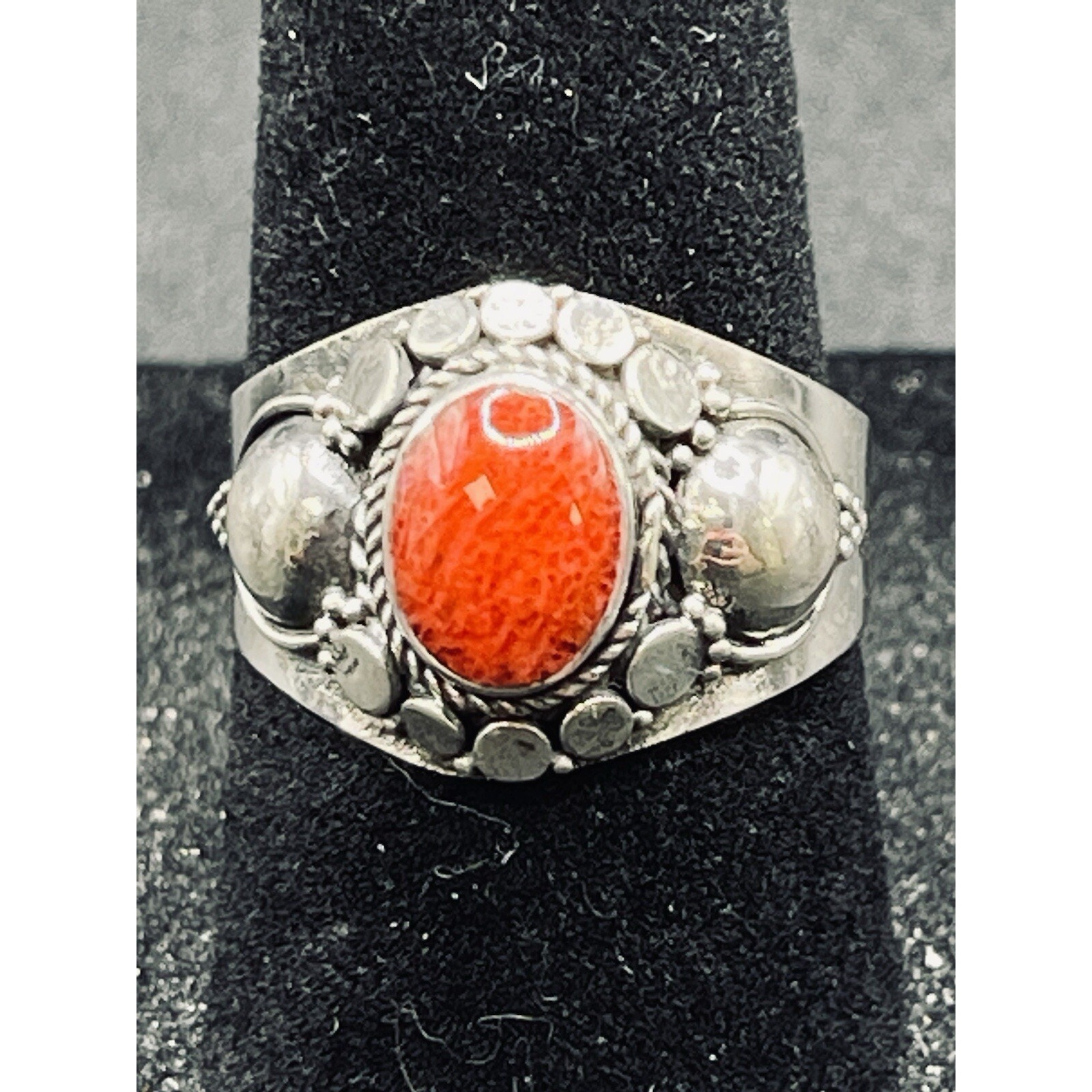 New Condition Sterling Silver Bali Style Coral Ring Size 7.00