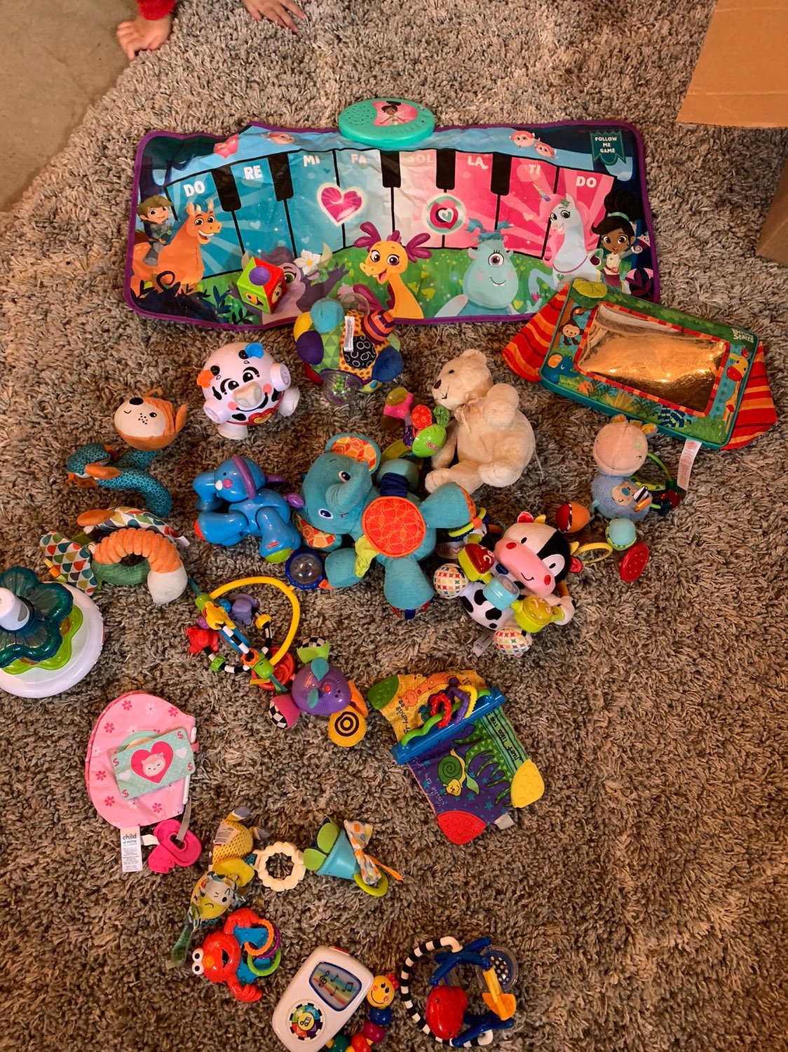 Baby/ toddler toy lot