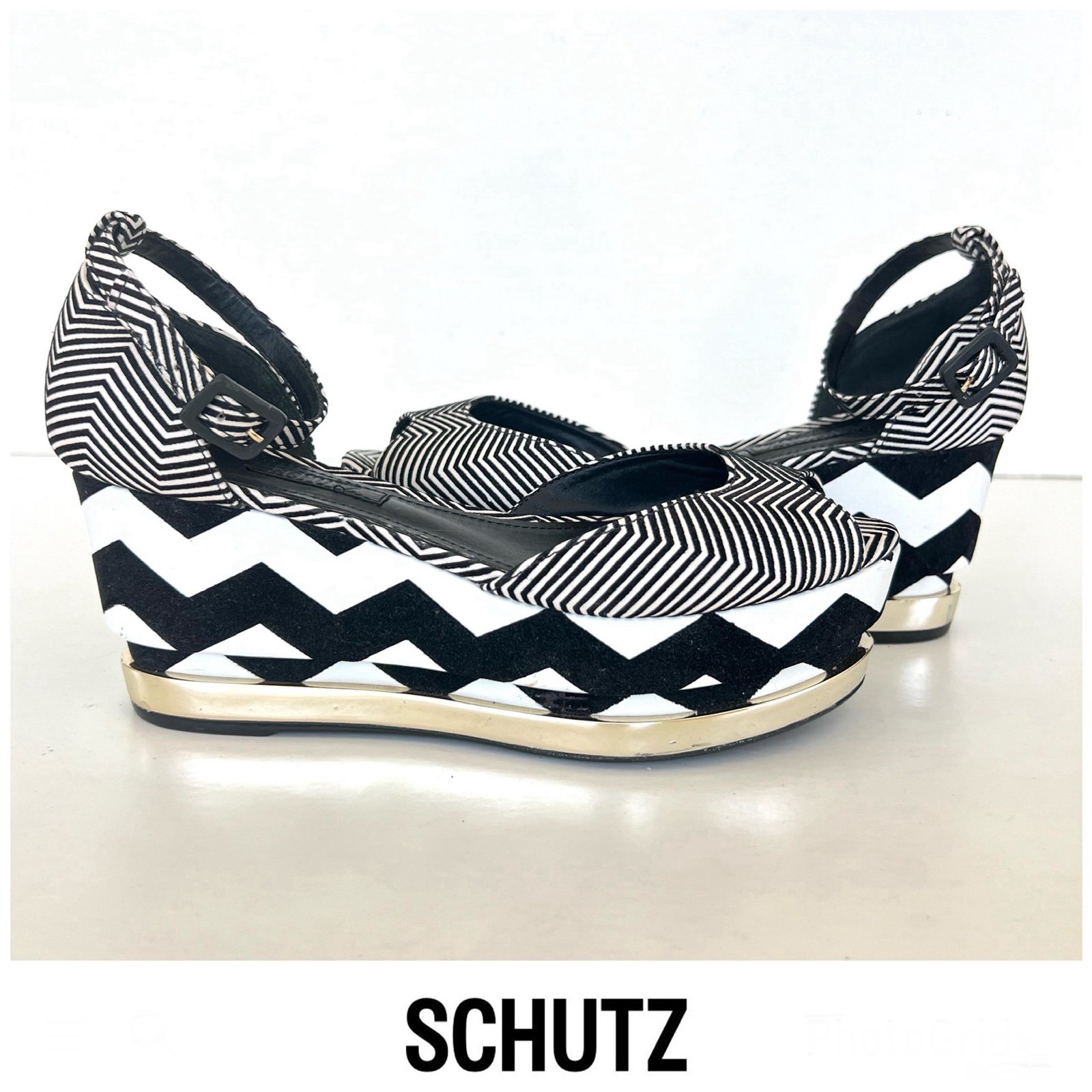 SCHUTZ Black White Abstract Suede w Fabric Ankle Strap Metallic Platform Sz 7