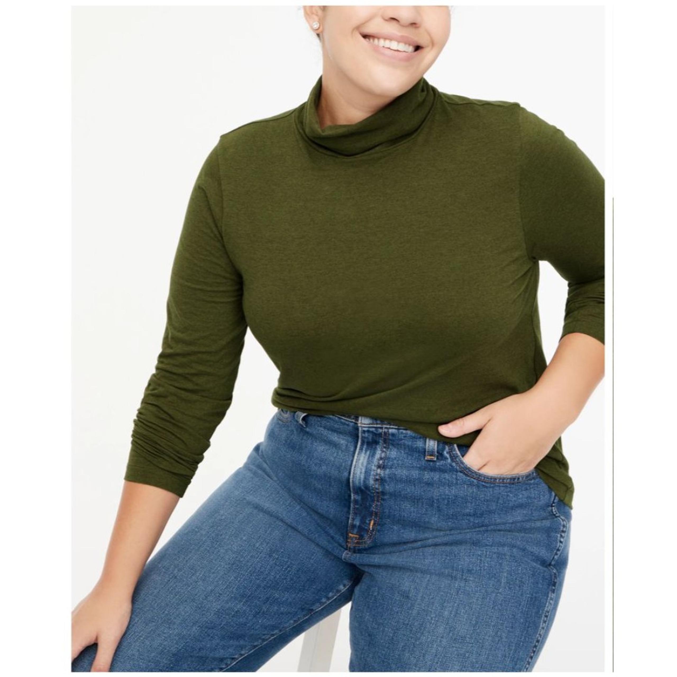 NWT J.Crew Women's LG Soft Tissue Turtleneck Top Heather Olive Green Slim BB749