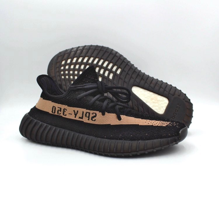 Yeezy Adidas Boost 350 V2 in Core Black/
