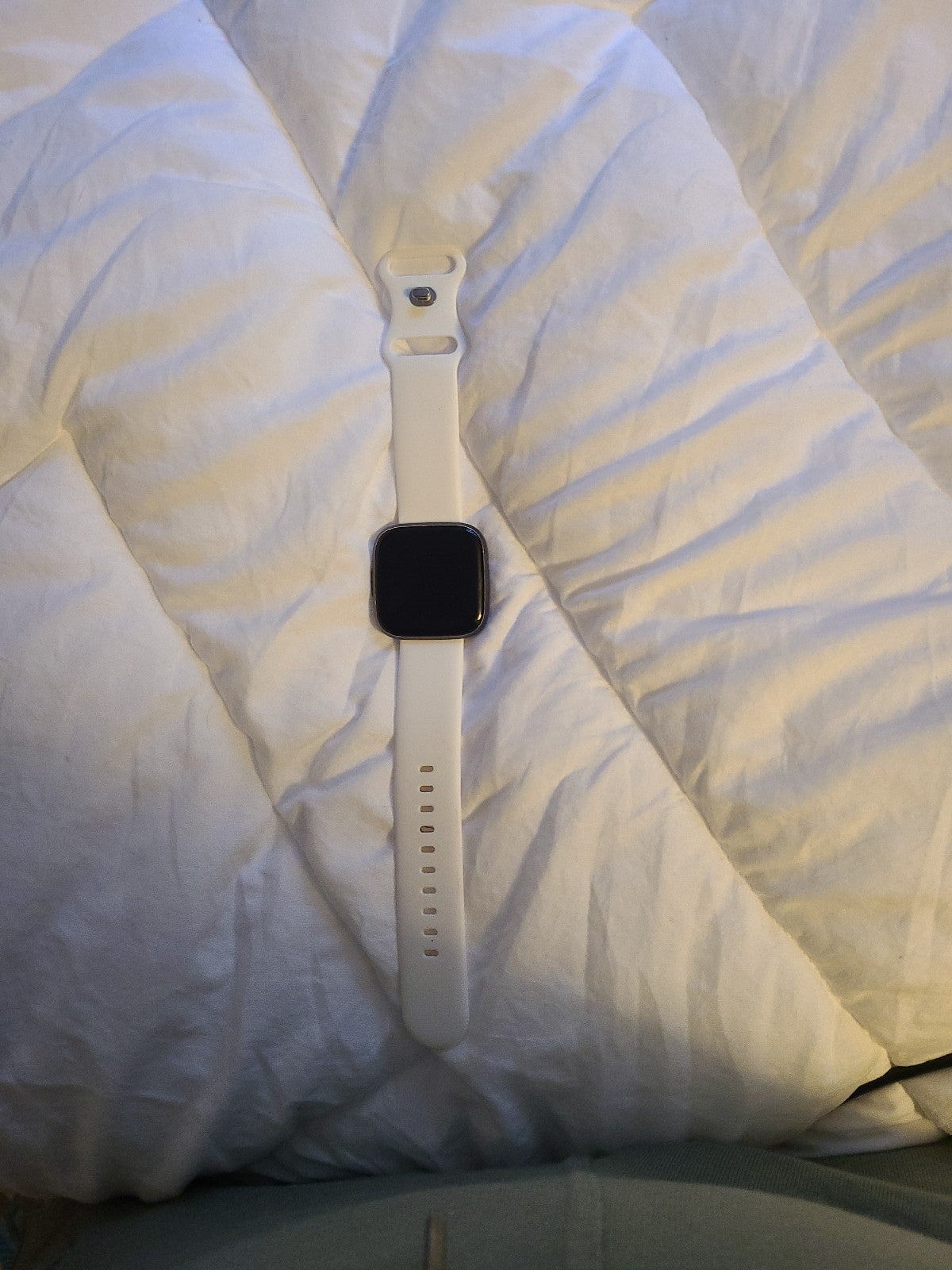 Fitbit Versa 2 - Graphite Gray & 5 Bands w/ Charger