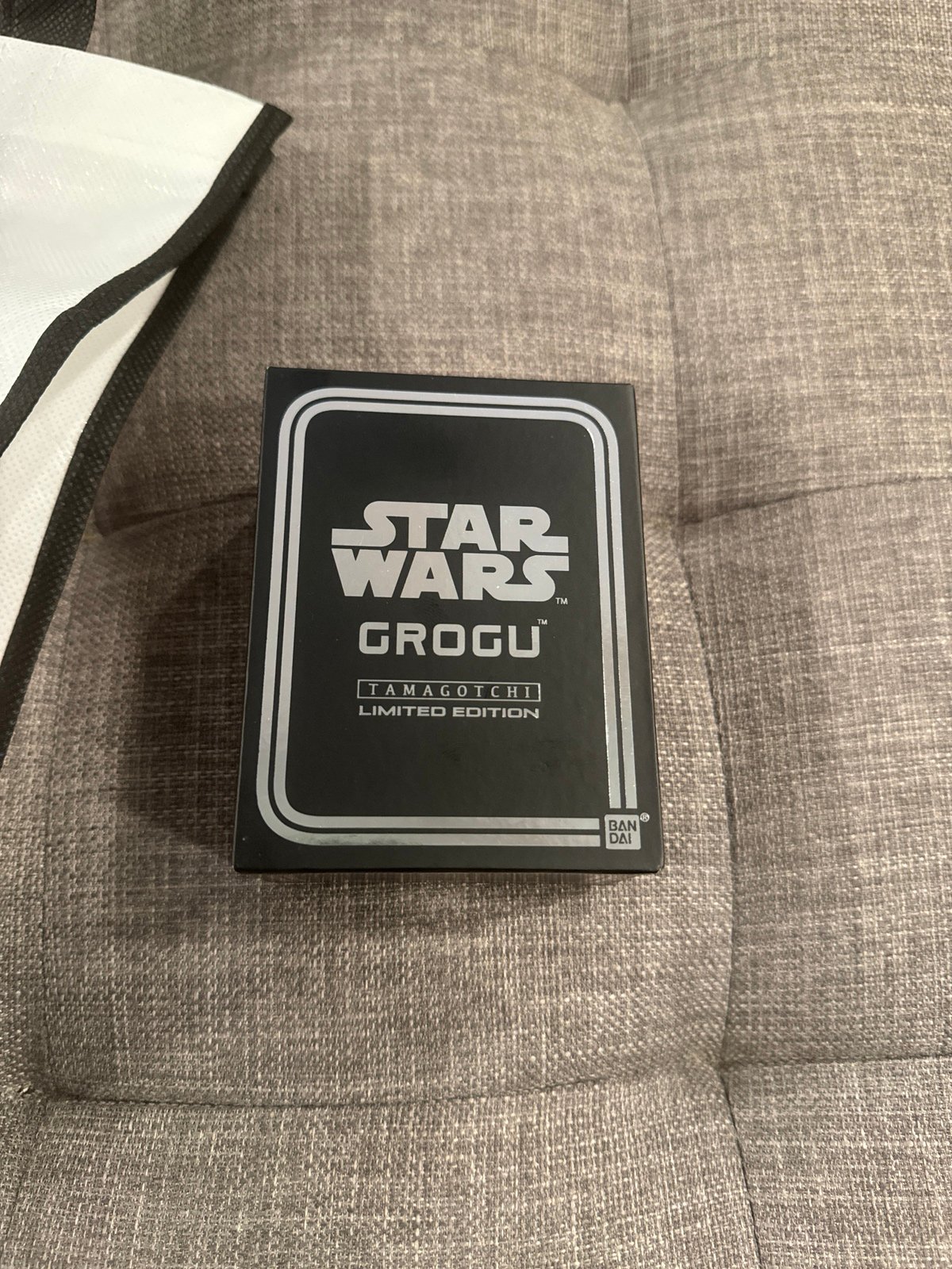 SDCC/NYCC 2023 Exclusive Grogu Tamagotchi