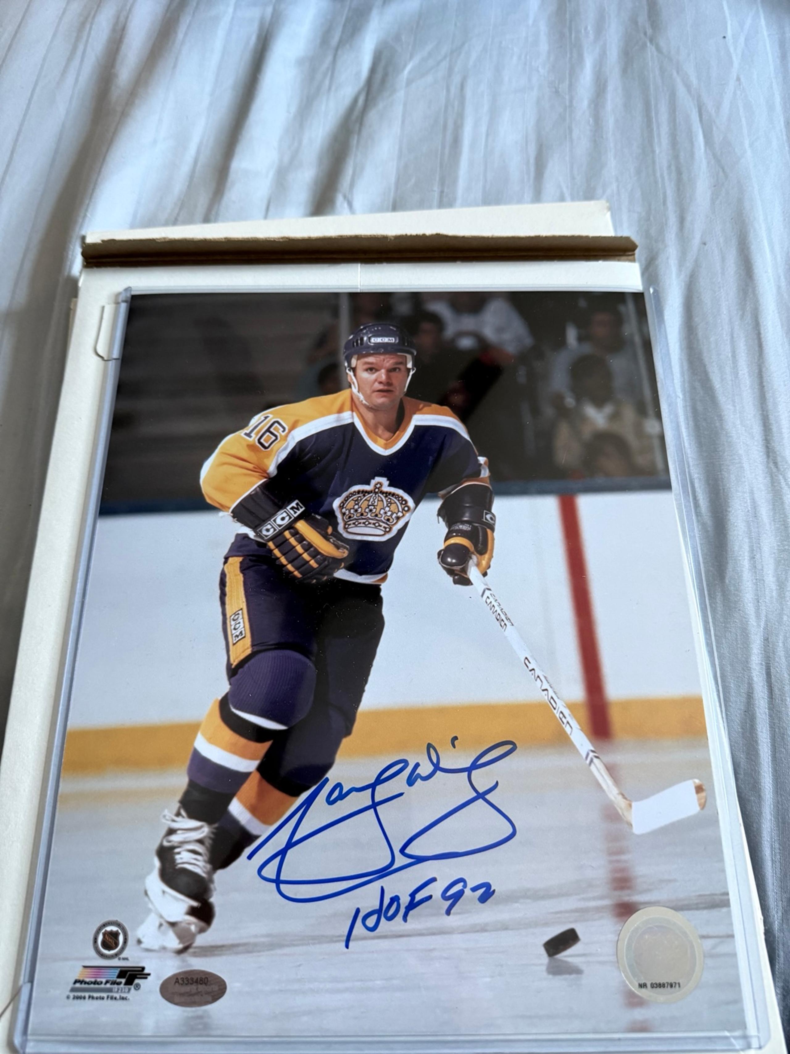 NHL HOFer Marcel Dionne signed 8x10 with HOF92 inscription
