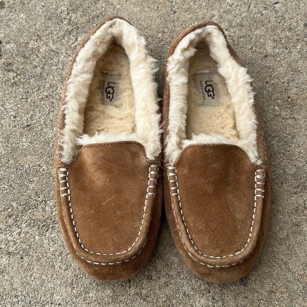 Ugg Ansley Chestnut Brown Suede Moccasin Slippers Women's Sz