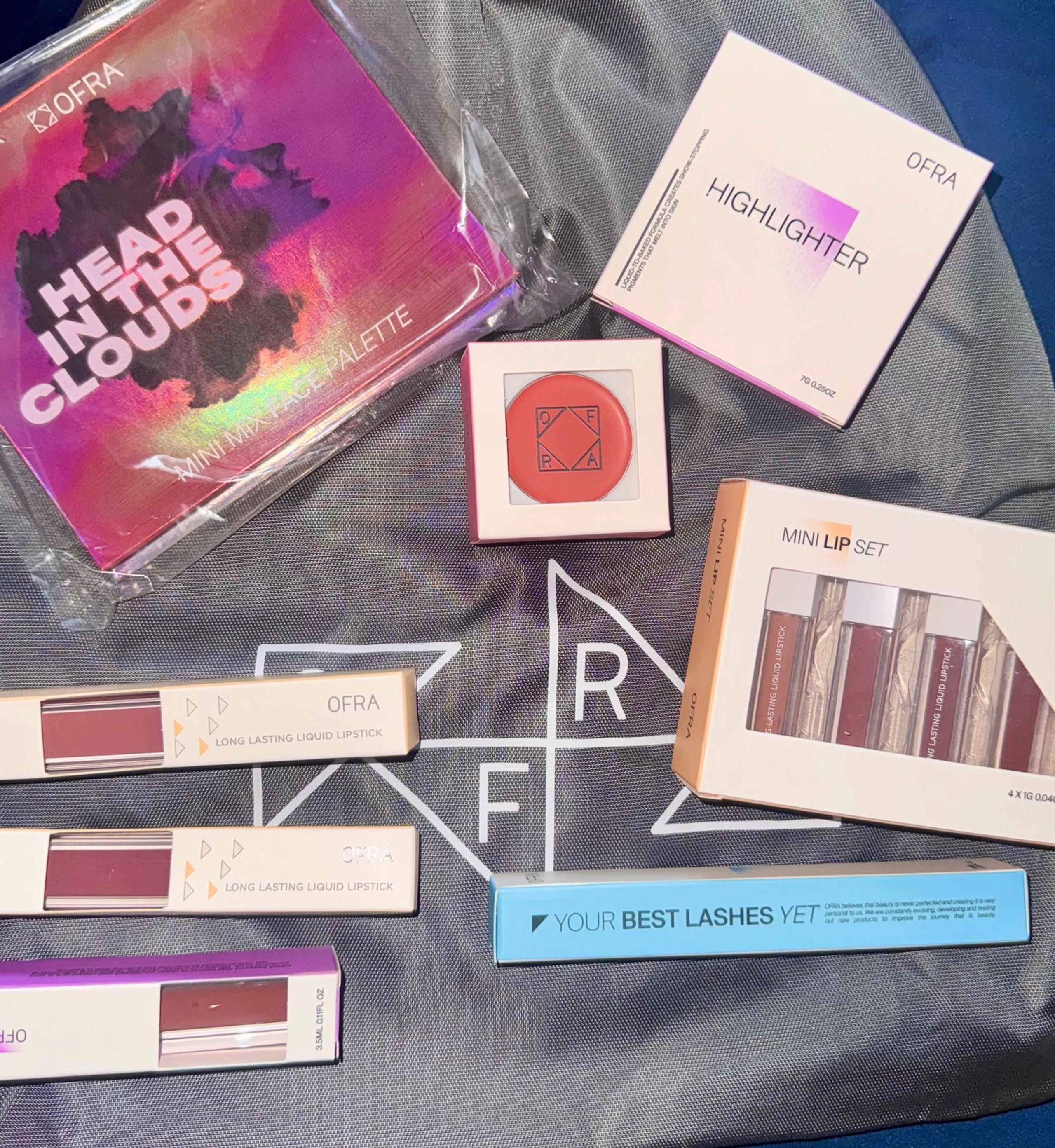Makeup bundle