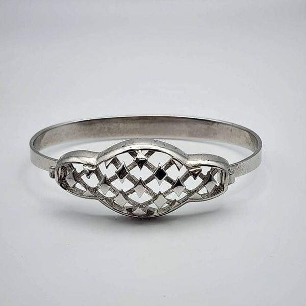 Vintage Trifari Silver Tone Bangle Bracelet