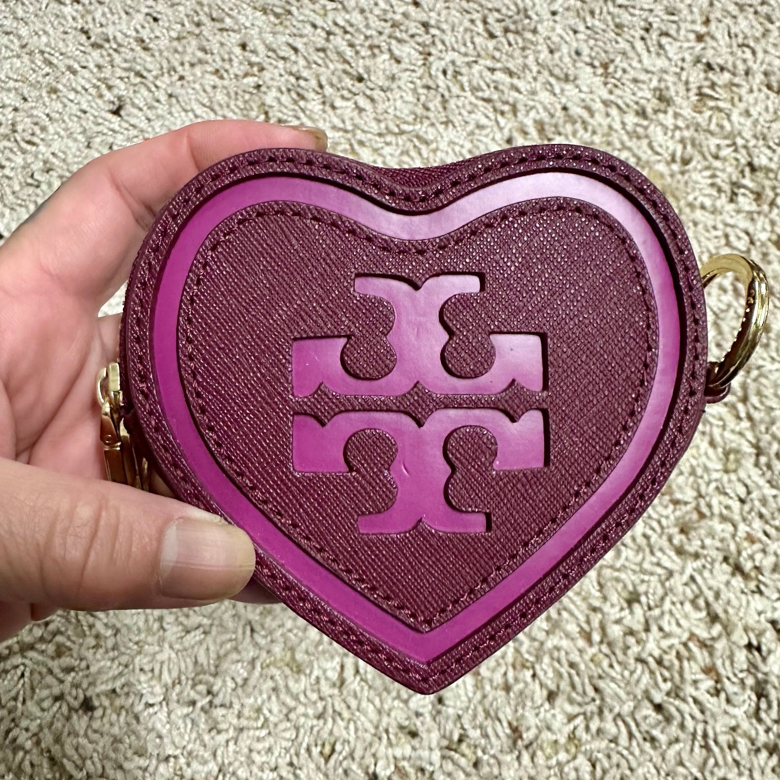 NWT Tory Burch Plum Purple Heart Shape Coin Case