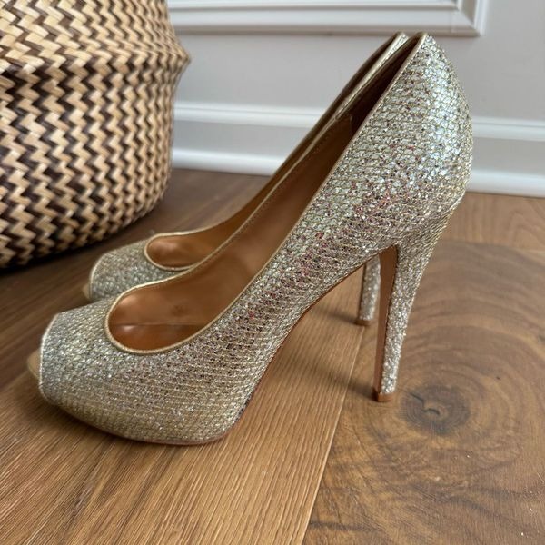 Badgley Mischka Humbie II Glitter Peep Toe Heel Gold Silver 9.5