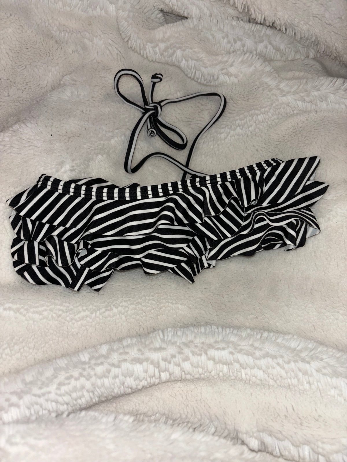 Girls bandeau med ruffle top nwt