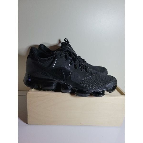 Nike Air VaporMax Flyknit 3.0 Triple Black Size 7Y