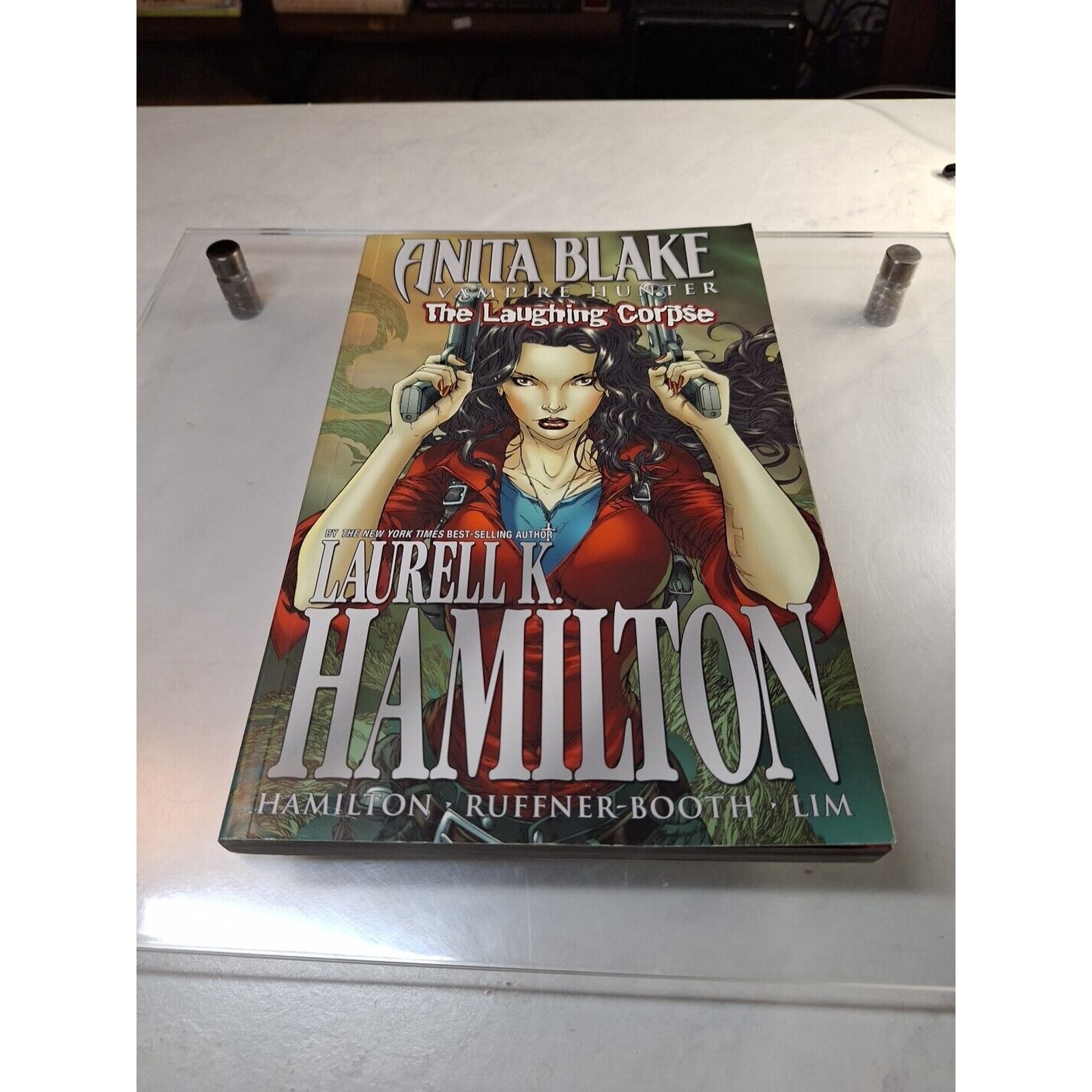 Anita Blake Vampire Hunter Laughing Corpse Ultimate Collection Marvel 2012 TPB