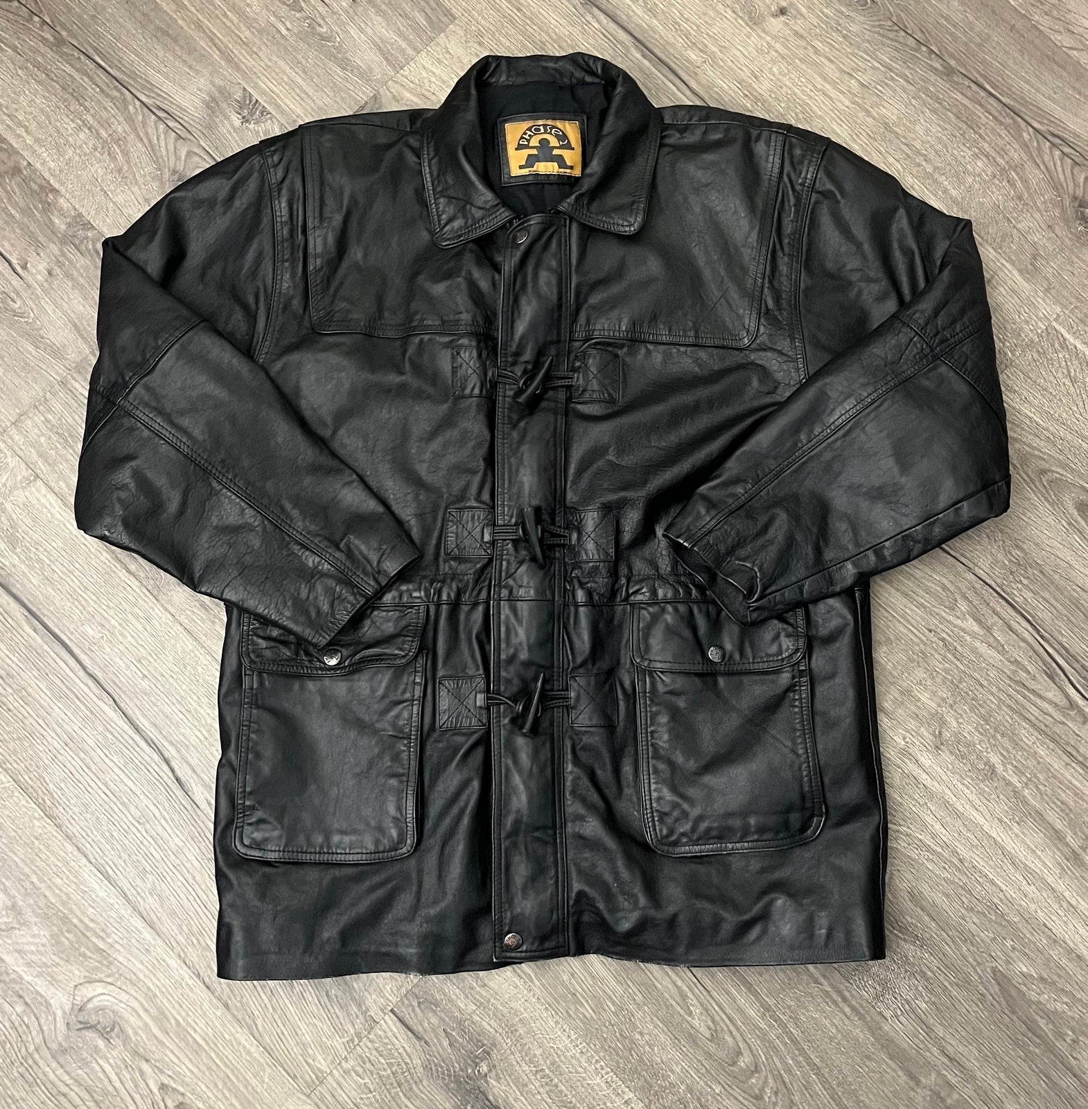 PHASE 2 Men’s Leather Jacket Size Large