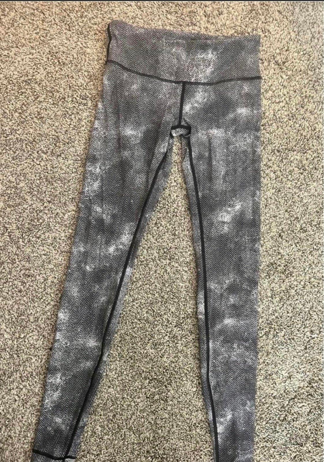 lululemon leggings size 6