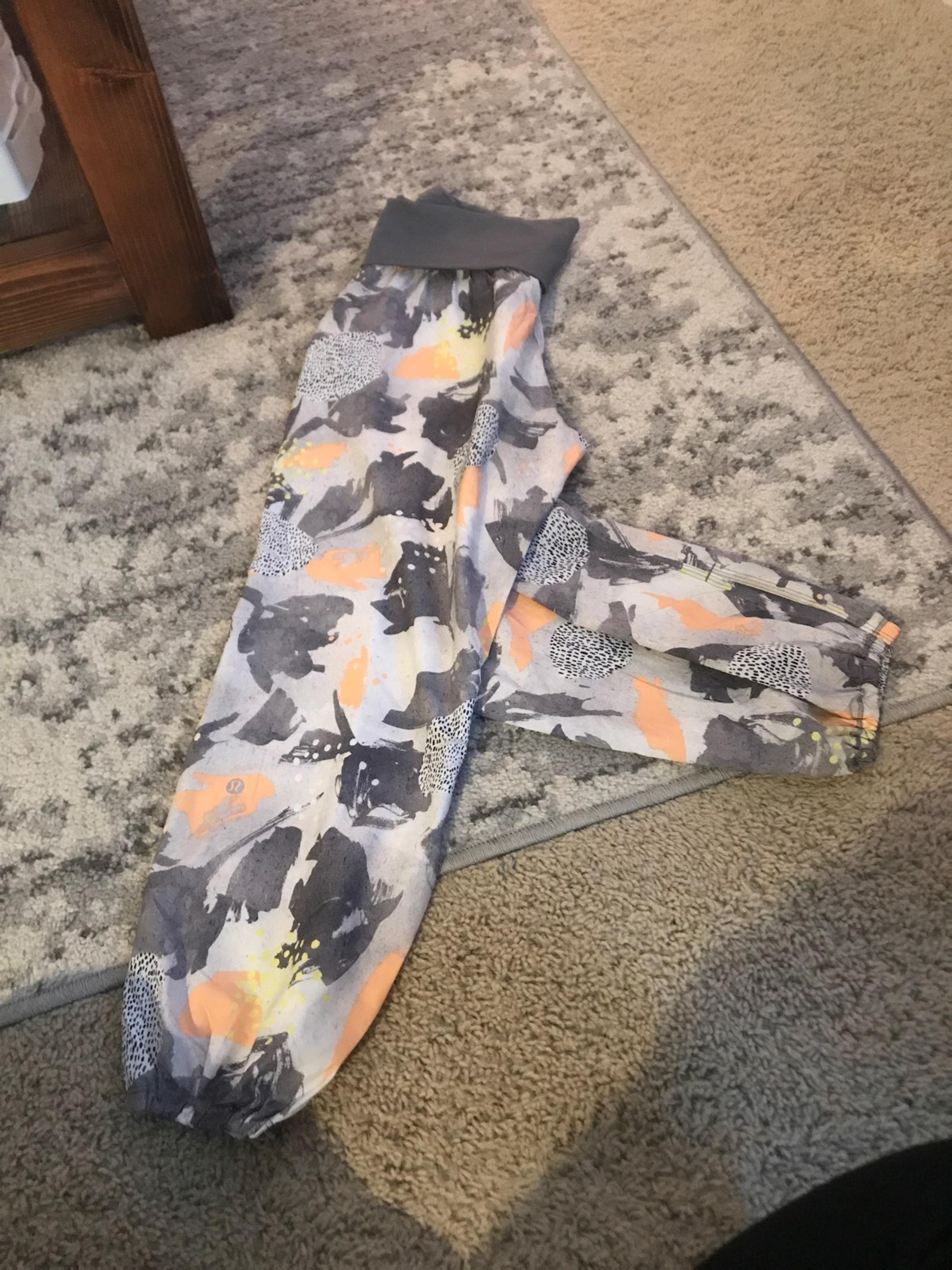 Lululemon Capris