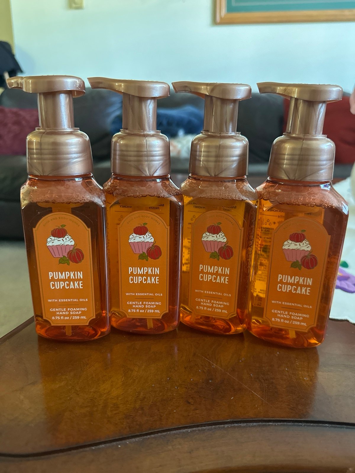 Bath and body works Foam Soap PUMPKIN CUPCAKE