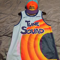 Space Jam: A New Legacy Like new Nike air LeBron James jersey and snapback hat