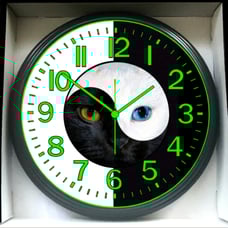 Ying Yang Cat Glow In The Dark Wall Clock New!