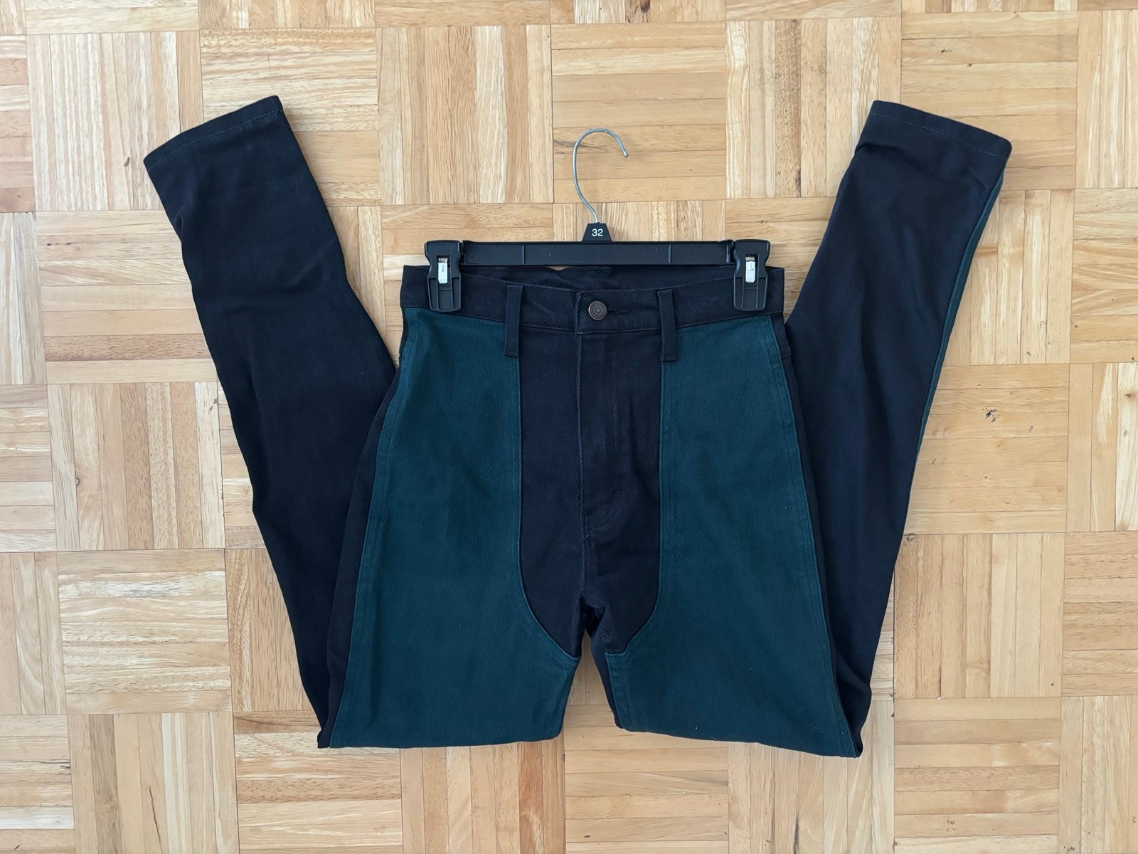 Vintage Two Toned Jordache Jeans Sz 26