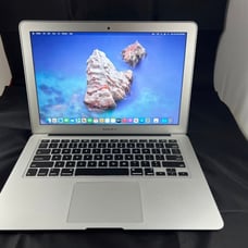 Apple MacBook Air