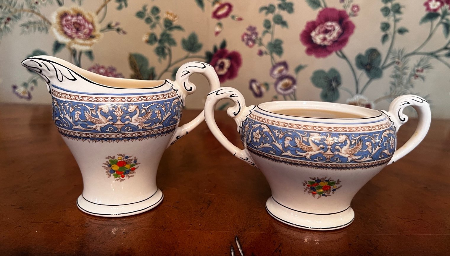 Vintage Antique MYOTT Staffordshire England Medici Open Sugar And Creamer Set