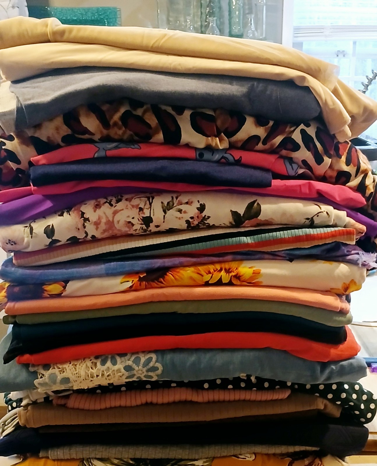 Bulk Lot Of 27 Pieces Of Misc Fabric Sowing Crafting ( READ DESCRIPTION)