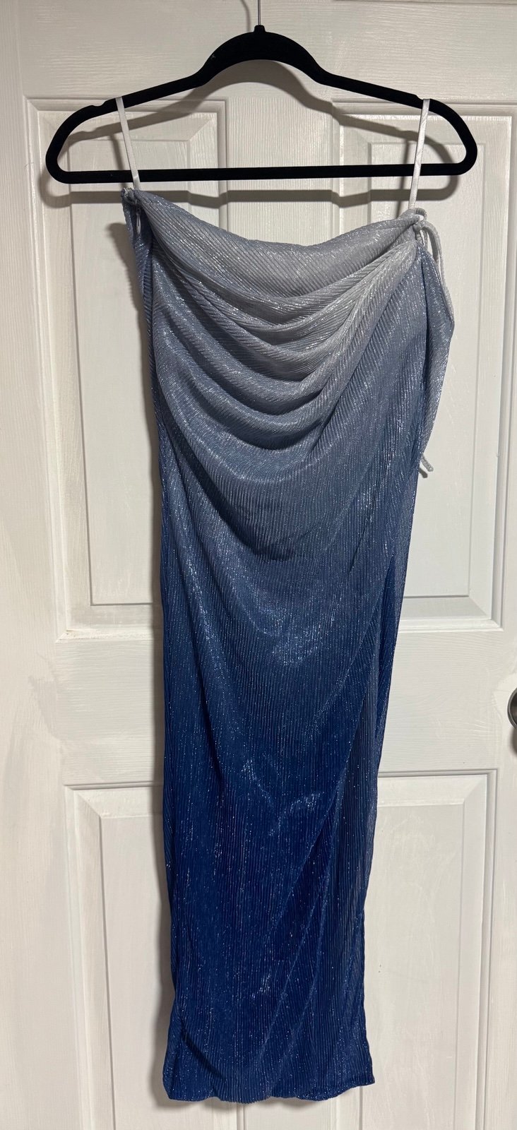 Jluxlabel ombré silver to blue skirt set
