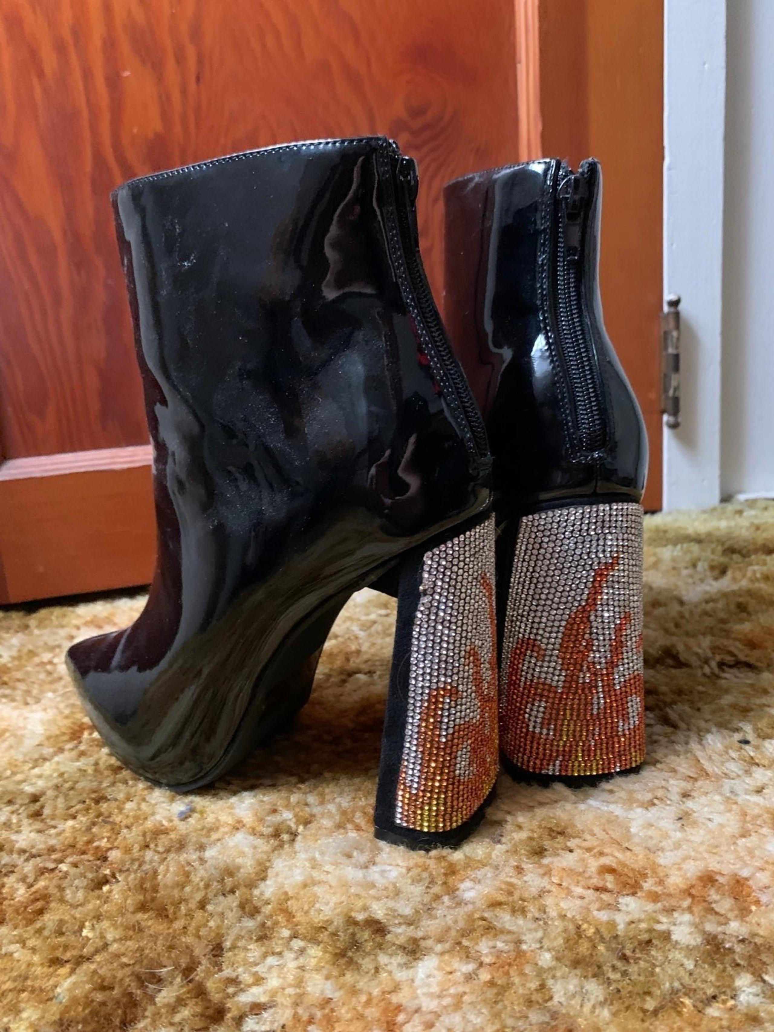 Dolls kill womens 10 high heel boots