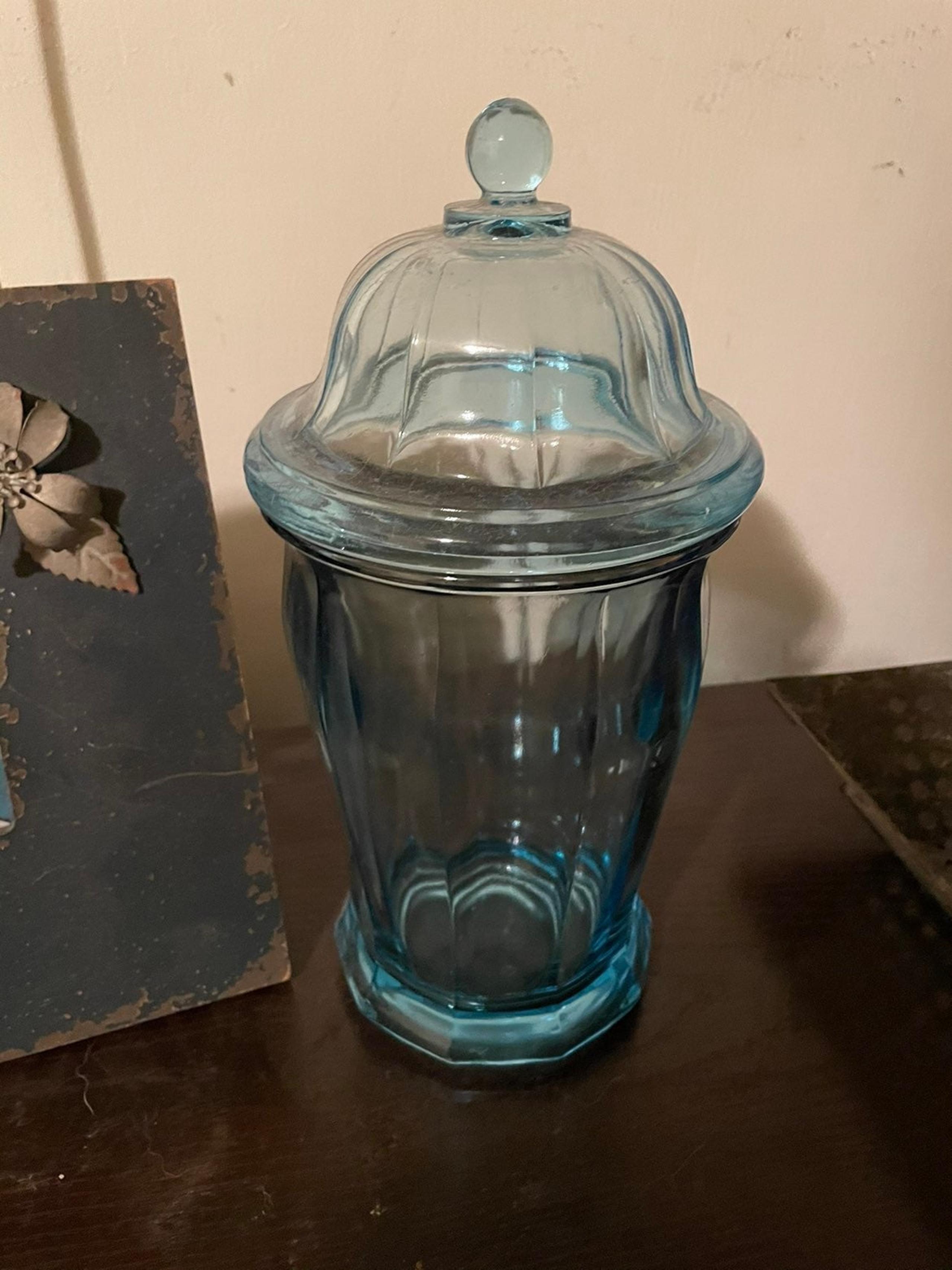 60s Indiana glass blue apothecary jar
