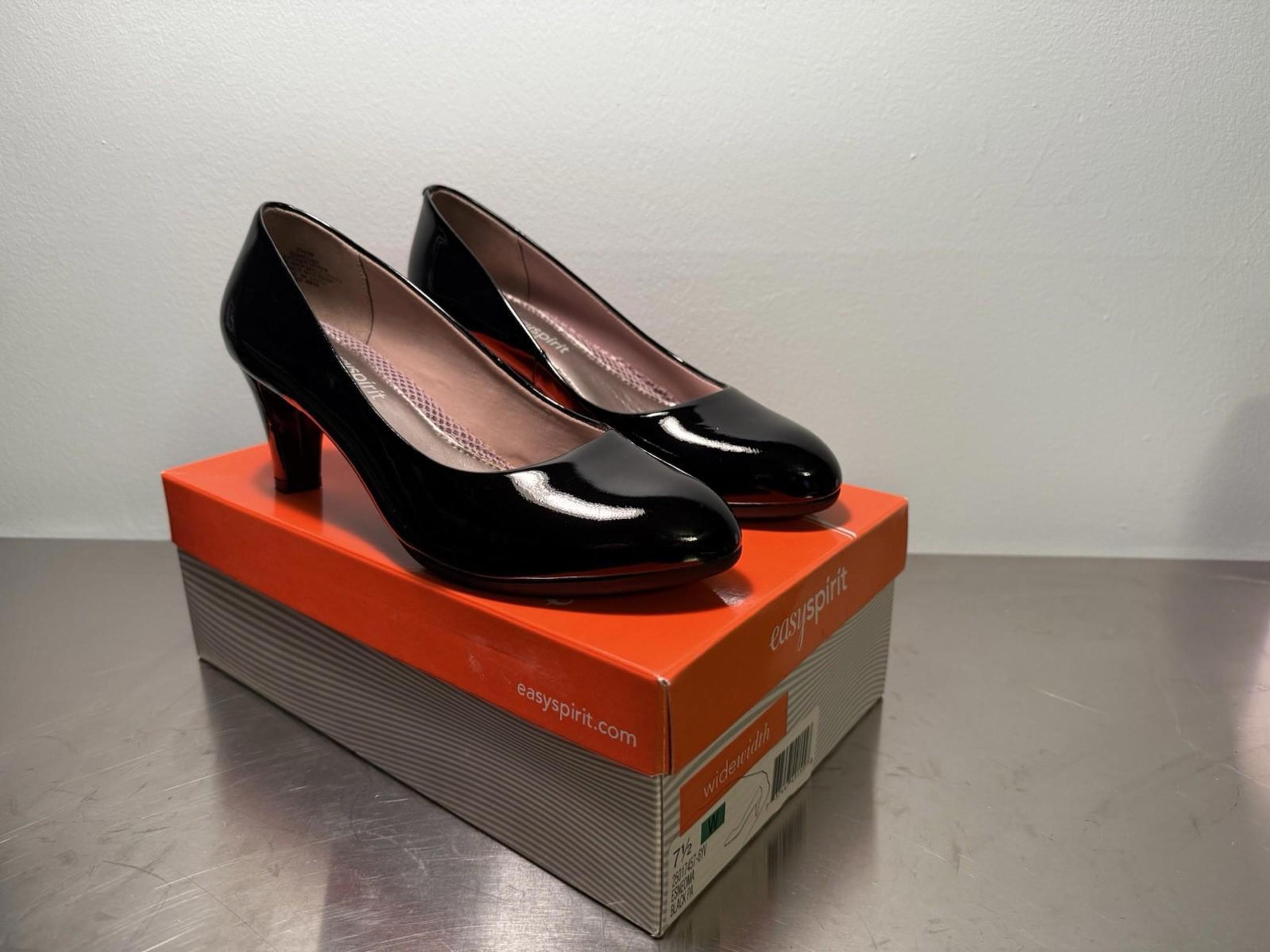 Easy Spirit Black Leather Pumps Heels 7.5 W Comfort Shoes Memory Foam Slip On