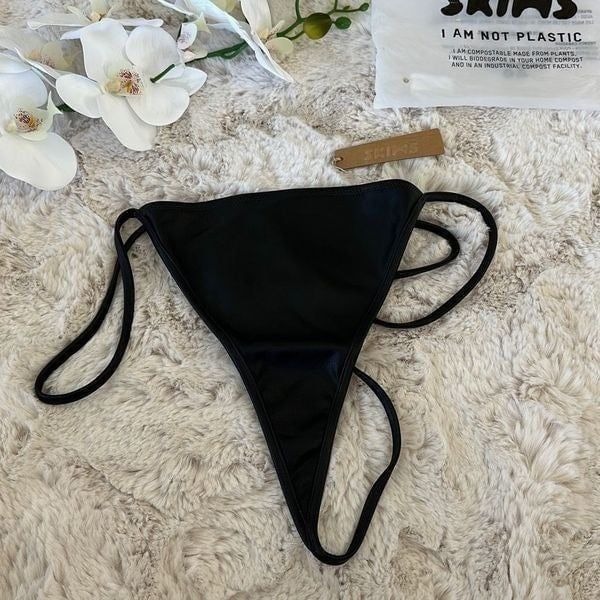SKIMS T-String Faux Leather Thong Onyx Size 4X