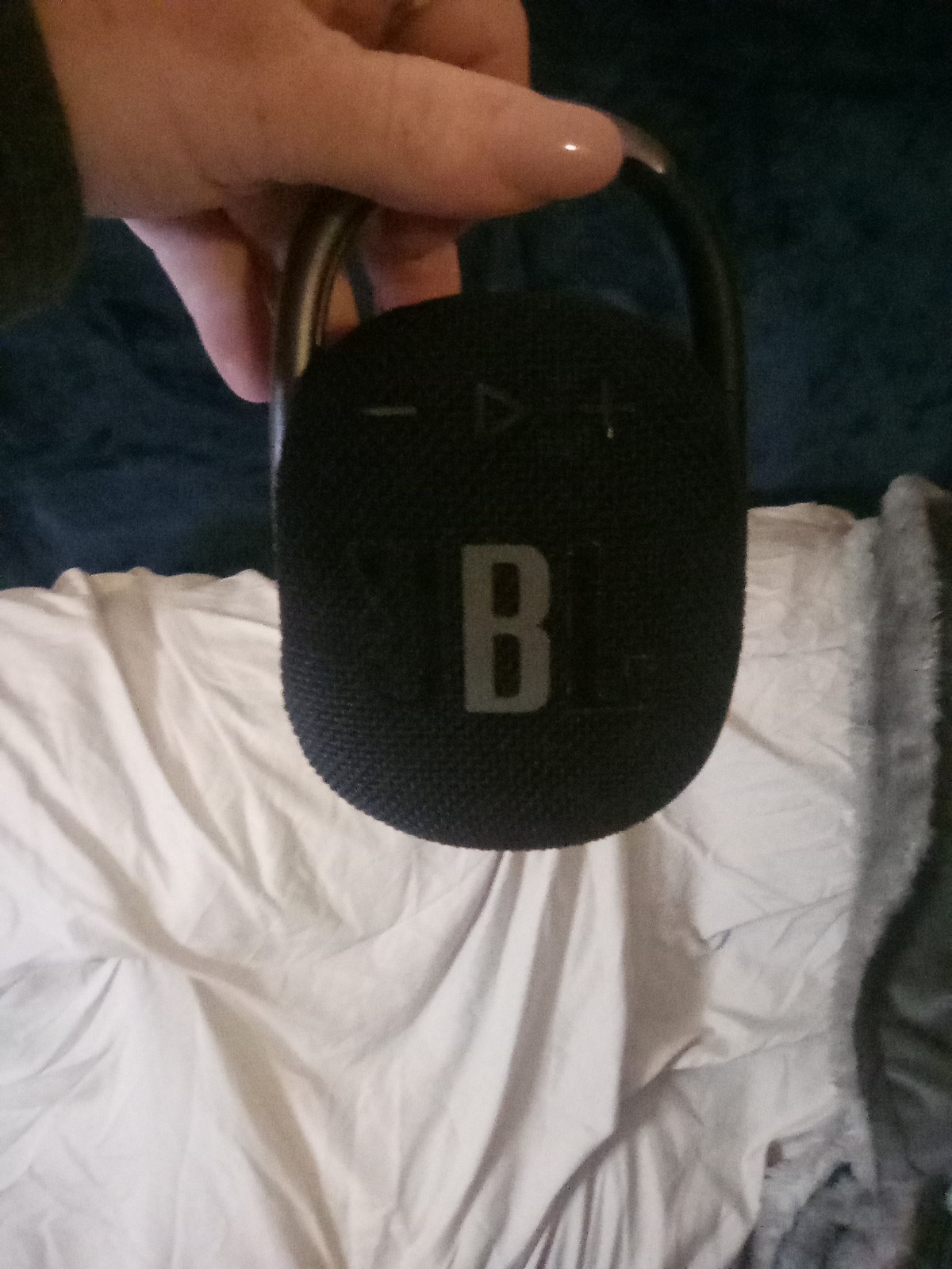 JBL clip 4 portable speaker