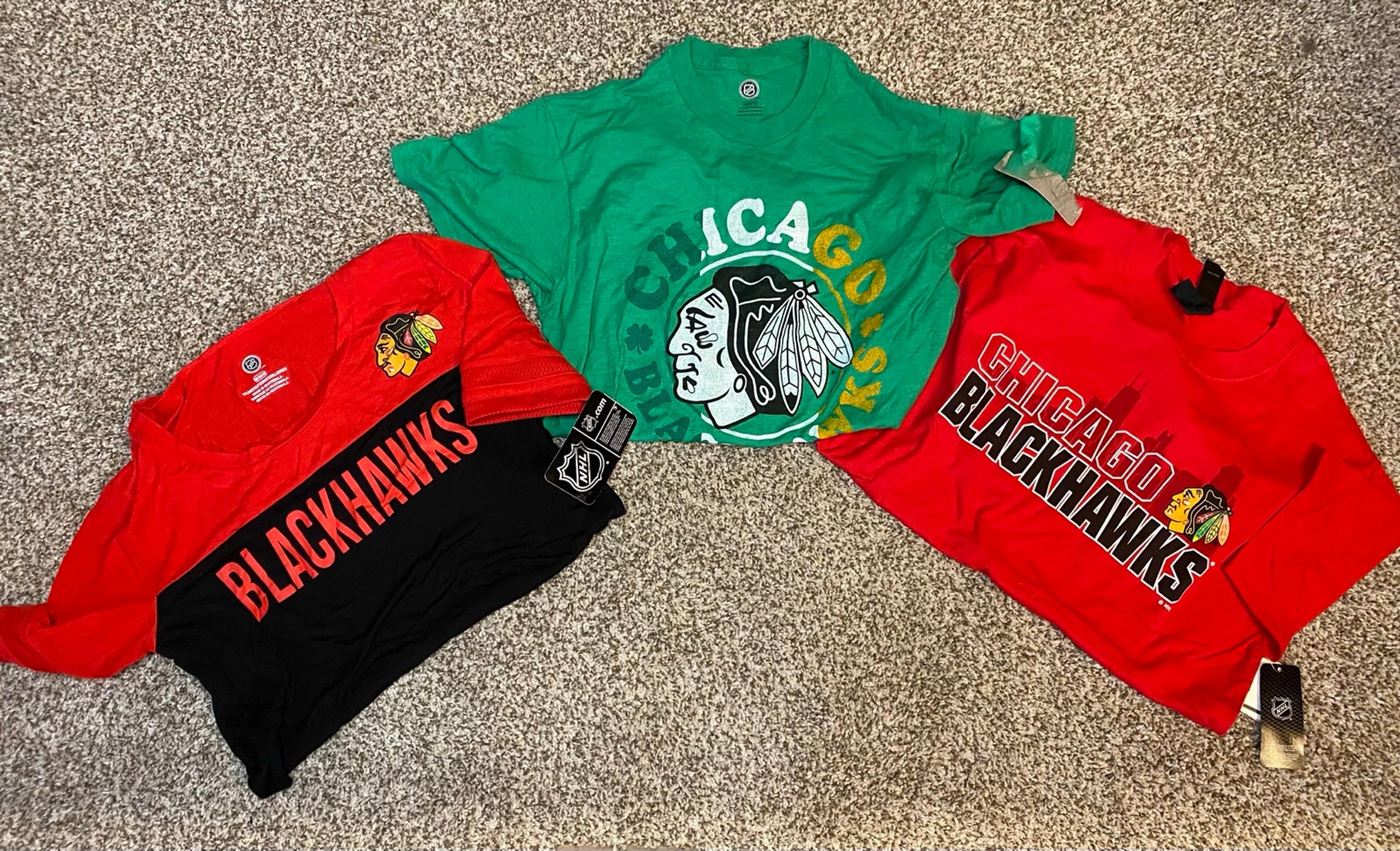 Chicago BlackHawks Shirt Women's Medium New St. Paddy's Green Tee & 2 Others