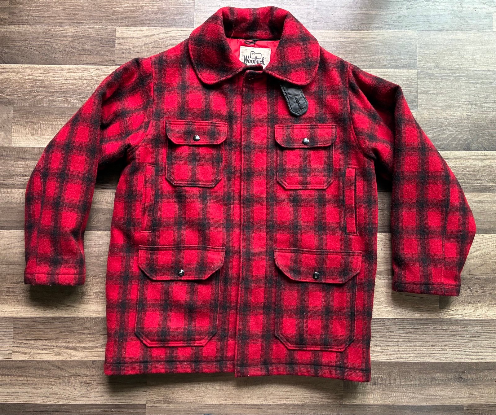 Vtg Sz42 Mackinac, Buffalo Plaid Woolrich Hunting Field Coat Jacket USA (Flaw)