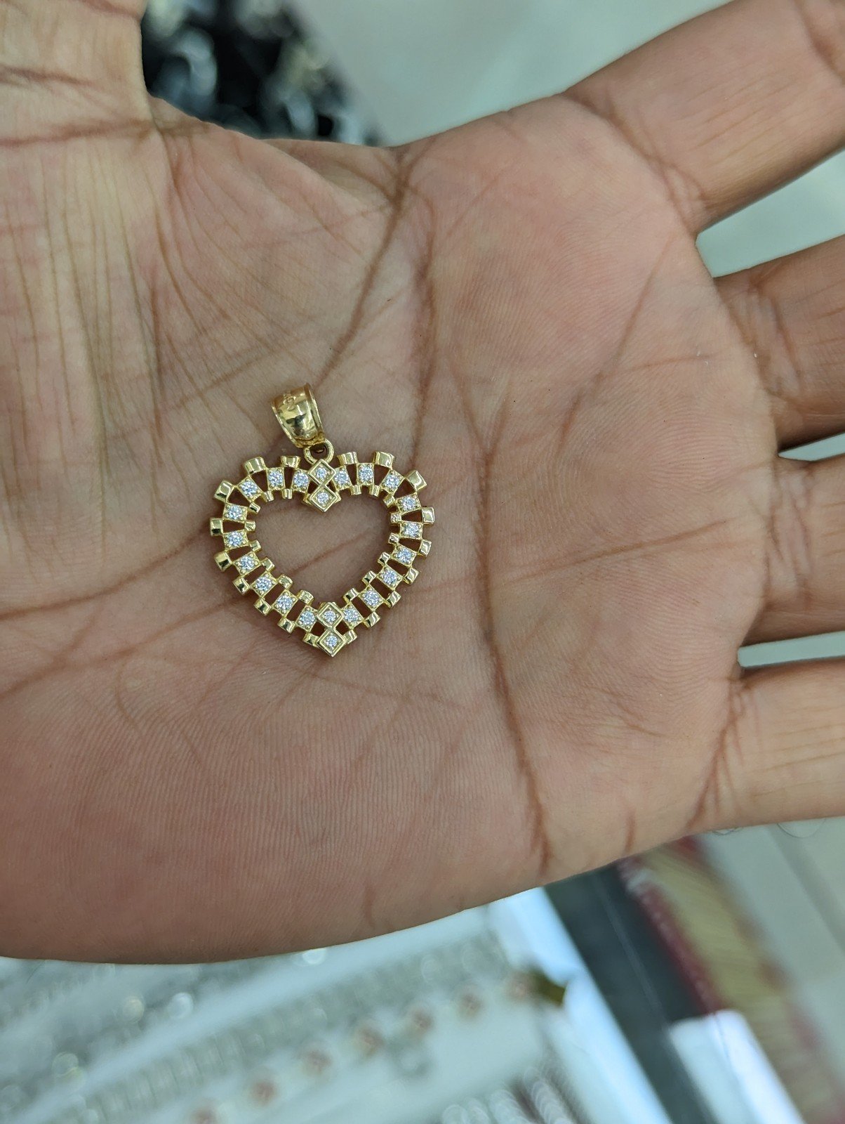 10kt real gold heart pendant
