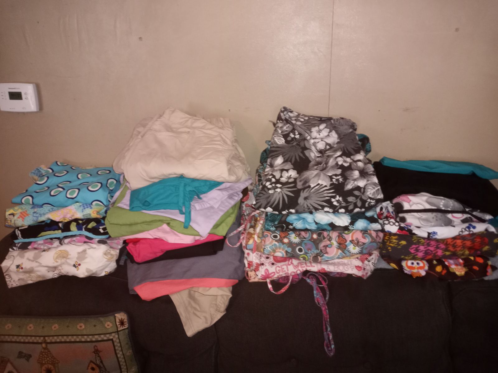 Assorted scrub sizes