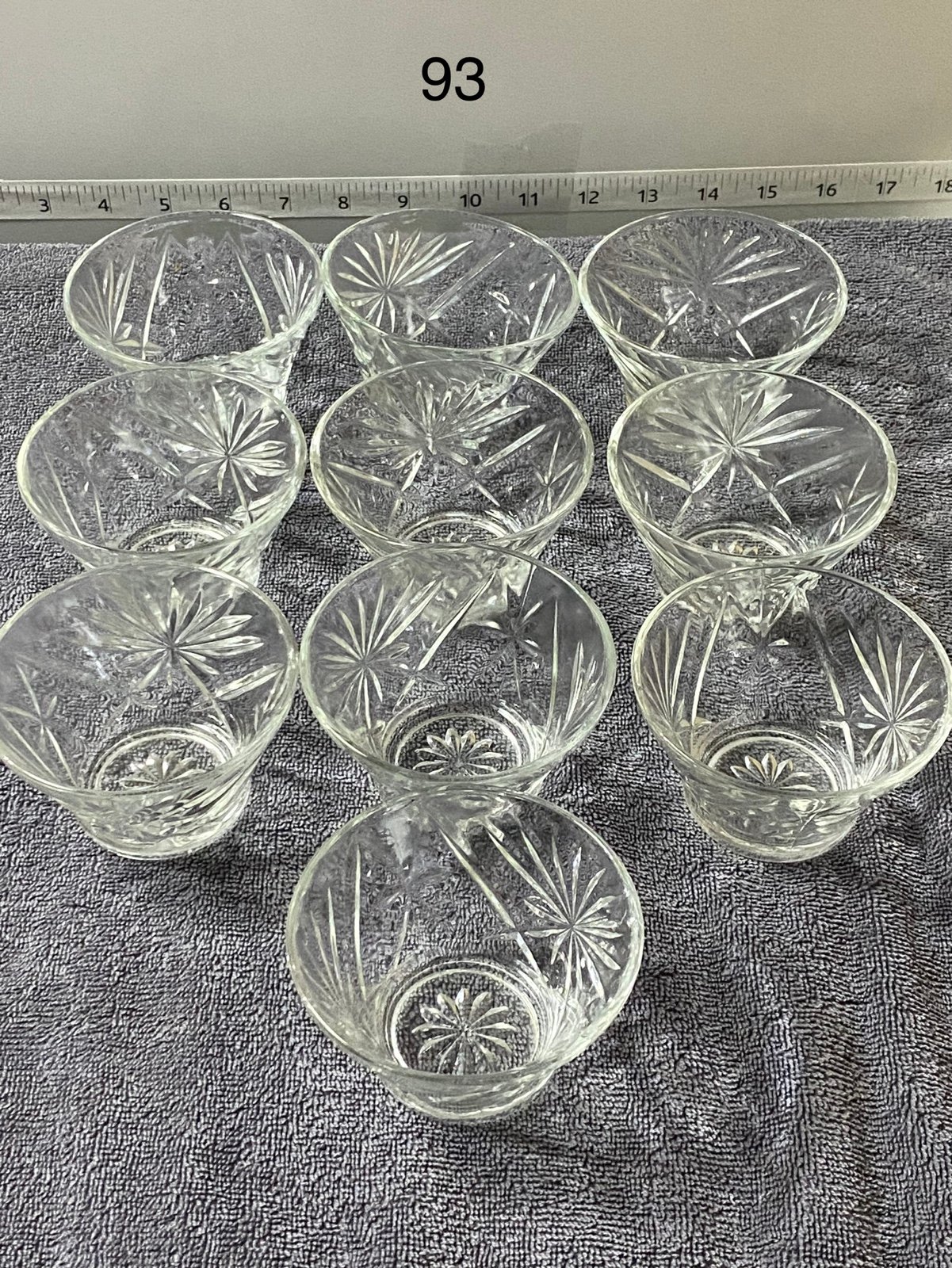 Set of (10) Vintage Anchor Hocking Prescut Clear Custard Cups.