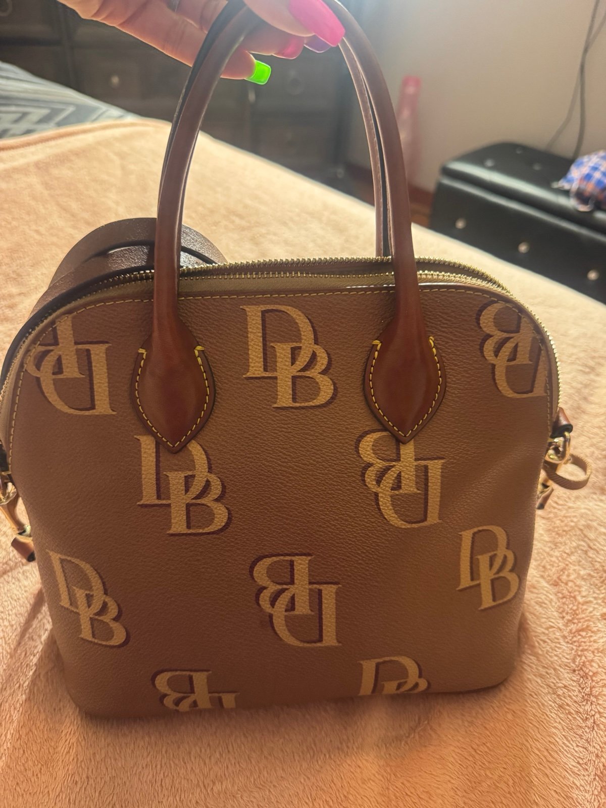 Dooney Bourke