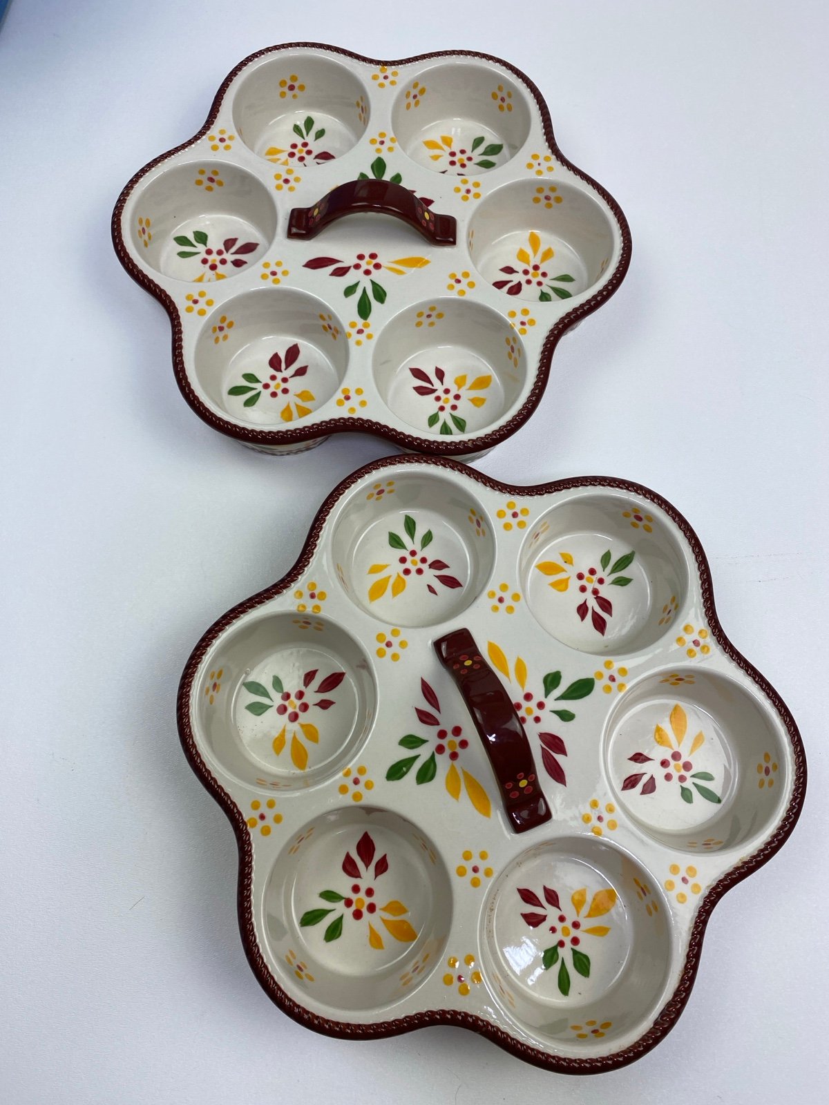 2 Vintage Temptations Old World Ceramic Muffin Cupcake Pans Burgundy Floral