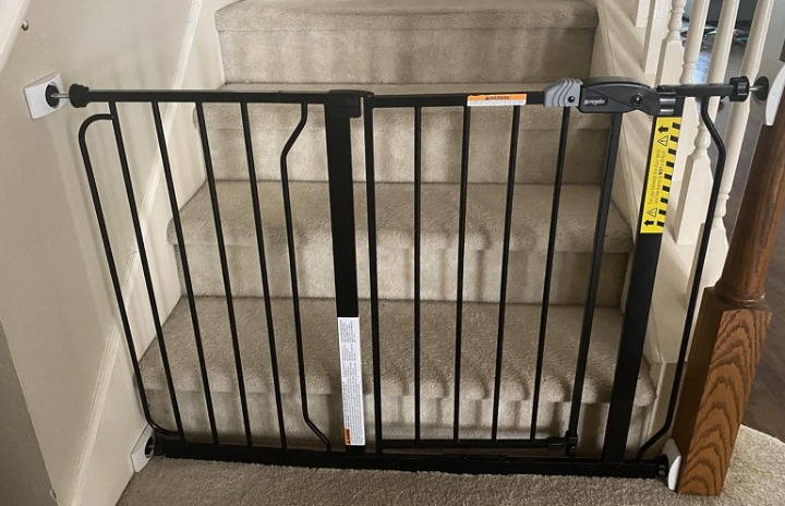 New Easy Step 49-Inch Extra Wide Baby Gate, Includes 4-Inch and 12-Inch