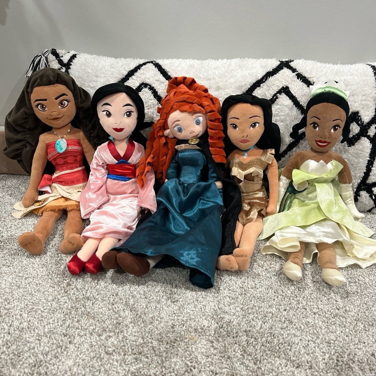 Disney plush dolls - 20in, non-classics