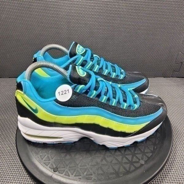 Womens Sz 7.5 Blue & Black Nike Air Max 95 Athletic Shoes