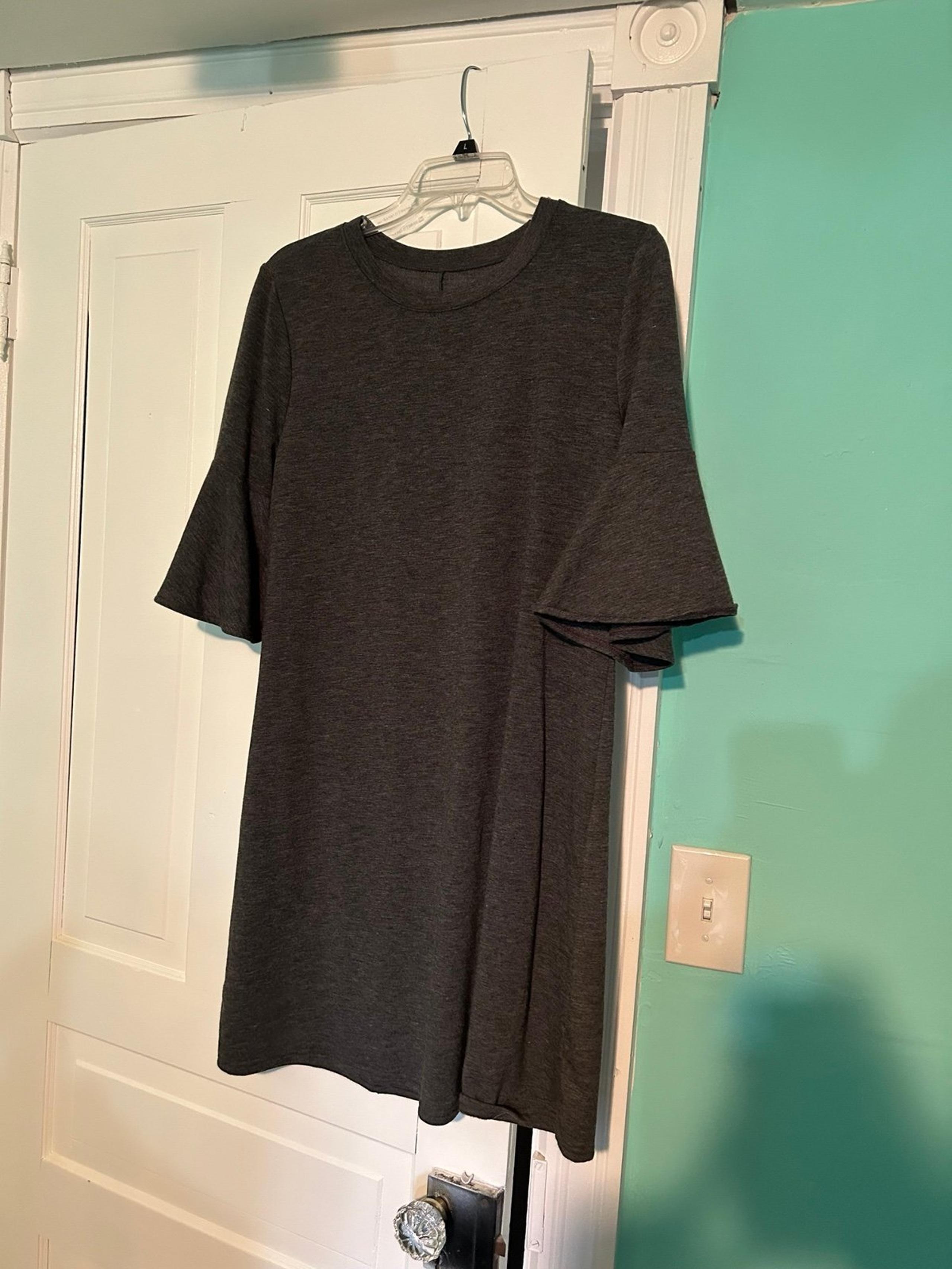 Maurice’s grey bell sleeve dress medium