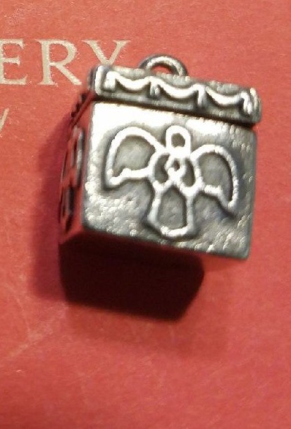 Charm# 547