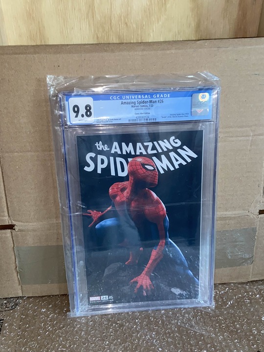 AMAZING SPIDER-MAN 26 RAFAEL GRASSETTI CGC 9.8 ULTIMATE EDITION 124/200 SLAB
