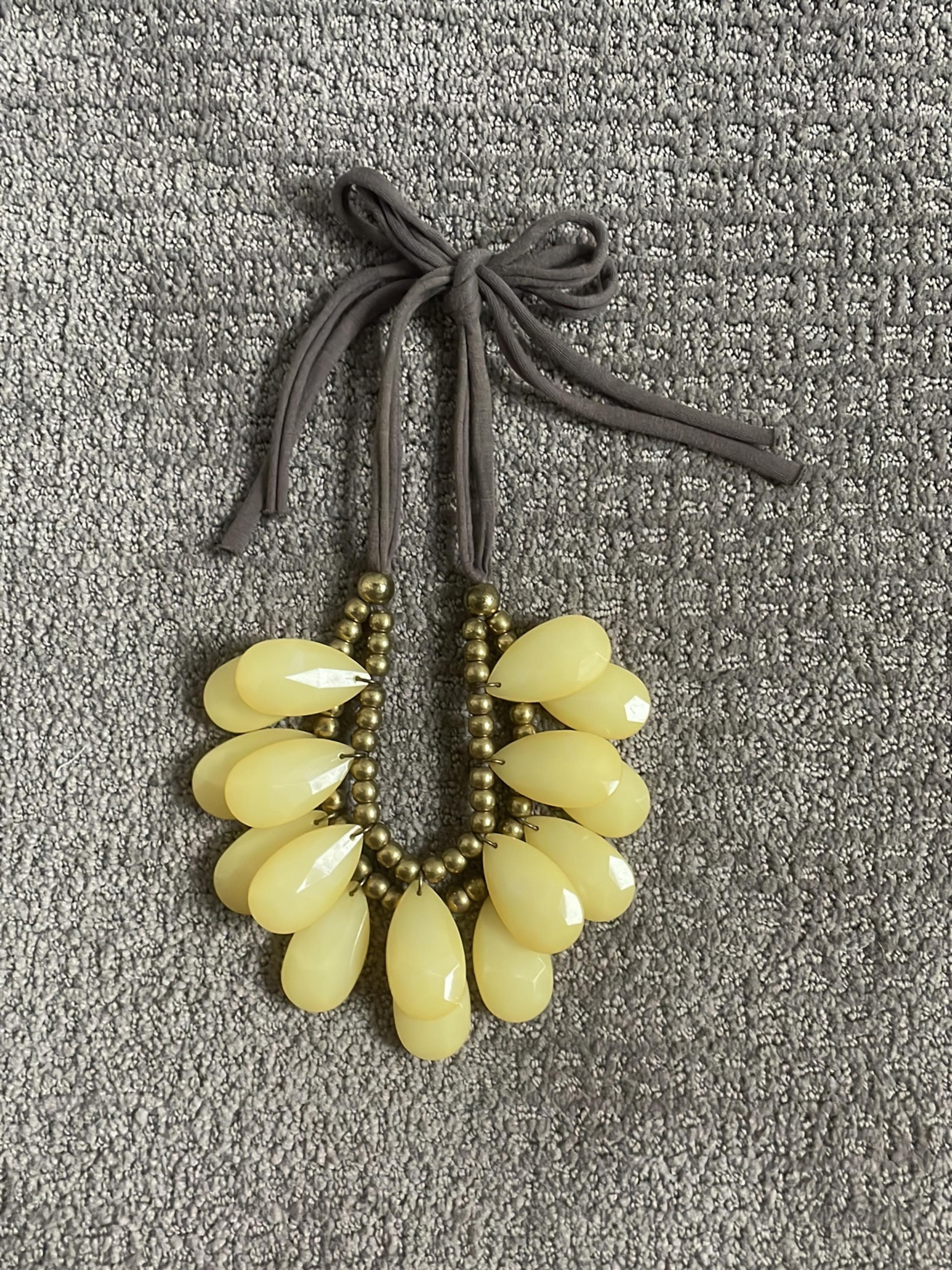 Opaque canary yellow Statement necklace