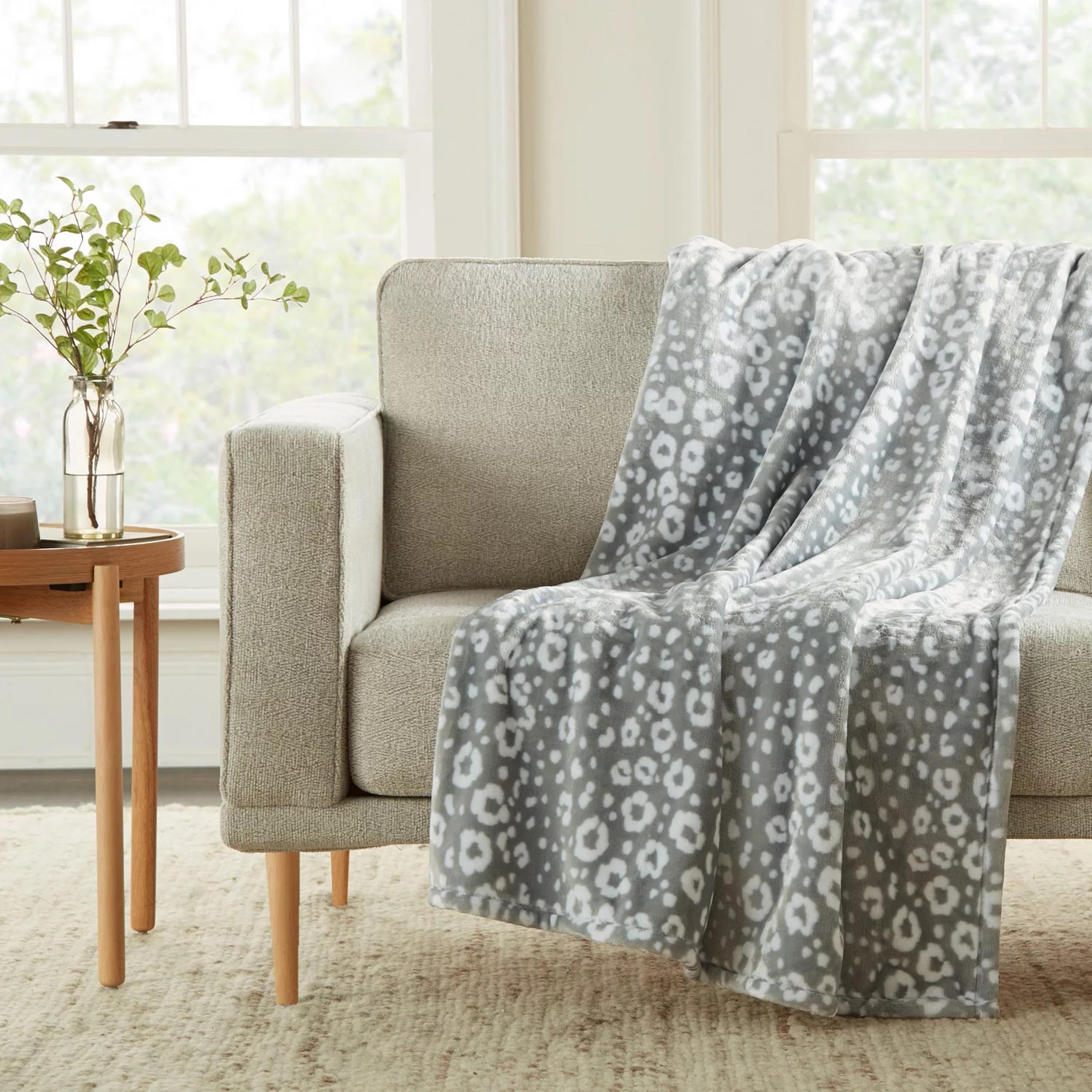 NWT Member's Mark Lounge Throw, 60" x 70"- Taylor Leopard