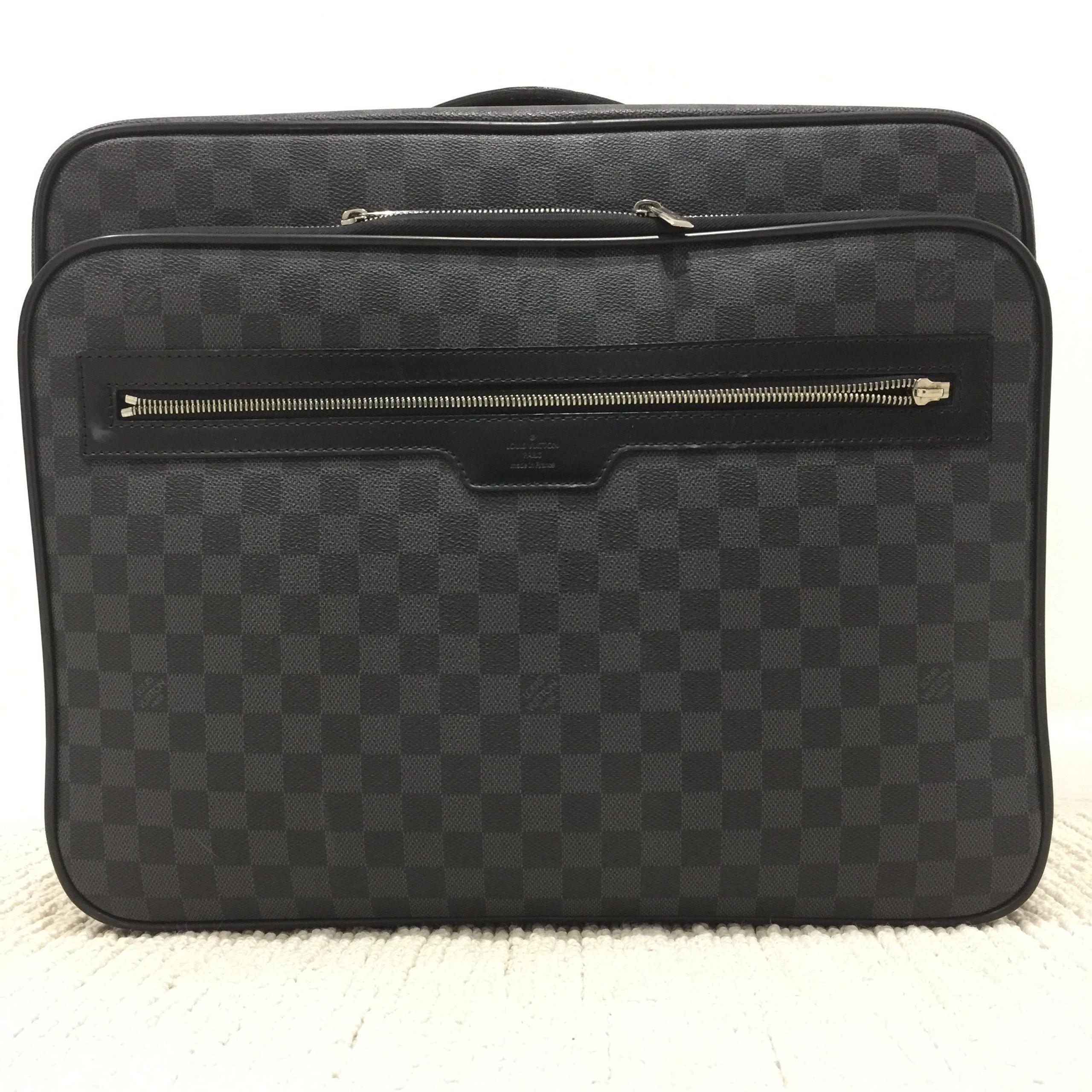 Louis Vuitton Pilot Case Damier Graphite